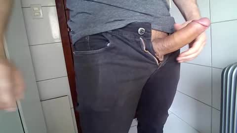 thomaz__ online show from 10/13/25, 07:03