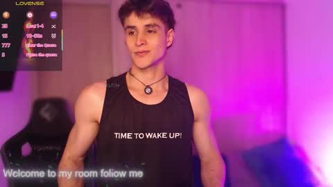 Snapshot of thomklein chatting on 11/13/25, 07:13 Thom Klein online show from 11/13/25, 07:13