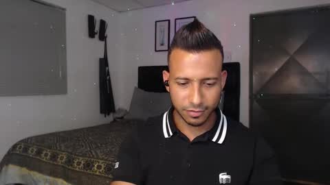 Thom online show from 09/30/25, 06:46