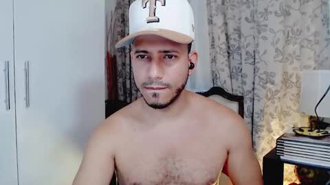 Snapshot of thommerxxx chatting on 03/06/26, 04:31 Thom online show from 03/06/26, 04:31