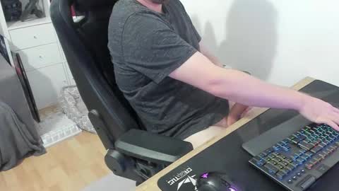 thommy2008 online show from 11/03/25, 11:44