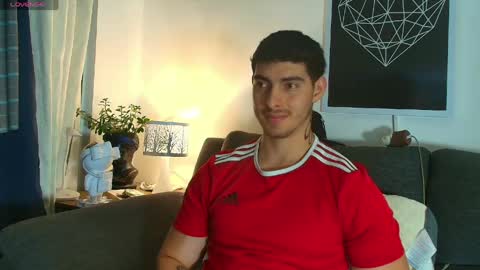 Snapshot of thomylov chatting on 04/30/26, 03:24 thomylov online show from 04/30/26, 03:24