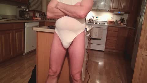 Snapshot of thongguy2021 chatting on 02/01/25, 12:18 thongguy 2021 online show from 02/01/25, 12:18