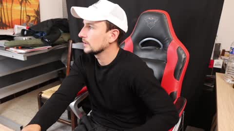 Snapshot of thony_grey chatting on 12/01/24, 08:20 Thony Grey online show from 12/01/24, 08:20