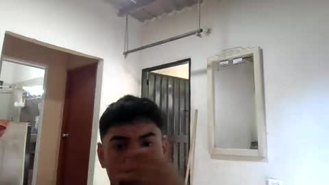 Snapshot of thonybeiio chatting on 10/24/25, 06:37 thonybeiio online show from 10/24/25, 06:37