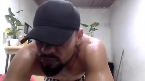 Snapshot of thonybeiio chatting on 11/05/25, 09:59 thonybeiio online show from 11/05/25, 09:59