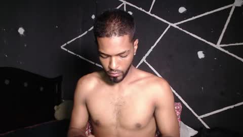 Snapshot of thonyfoster chatting on 06/19/26, 12:53 thonyy online show from 06/19/26, 12:53