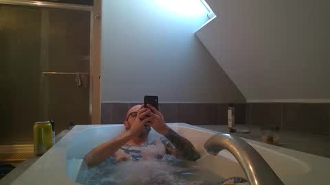 Snapshot of thor1892 chatting on 02/18/25, 07:41 thor1892 online show from 02/18/25, 07:41