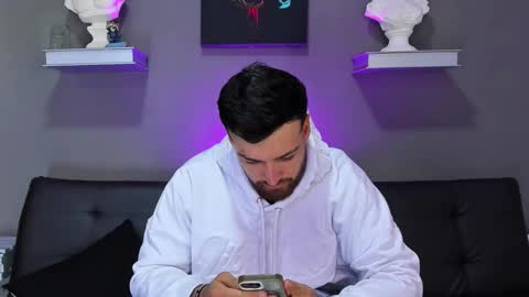 thor_evans online show from 10/20/25, 08:42