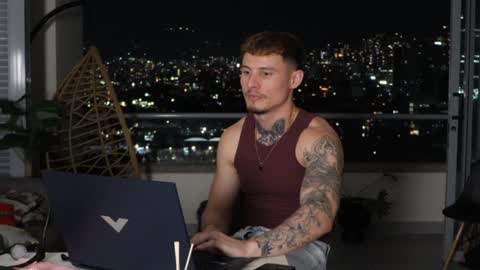 Sebastian online show from 12/04/24, 12:19