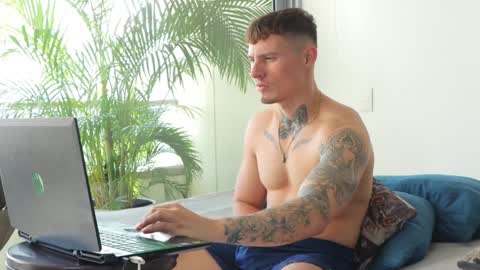 Sebastian online show from 01/17/25, 02:50