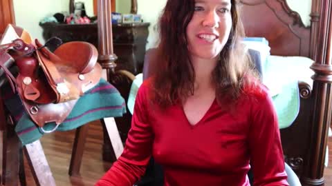 ThornburyRose online show from 03/10/26, 06:46