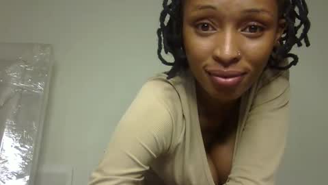 Snapshot of thotiana007 chatting on 03/01/25, 04:11 thotiana007 online show from 03/01/25, 04:11