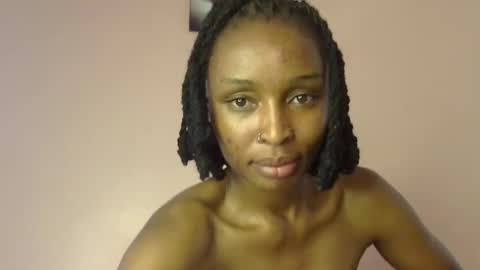 Snapshot of thotiana007 chatting on 09/17/25, 08:49 thotiana007 online show from 09/17/25, 08:49