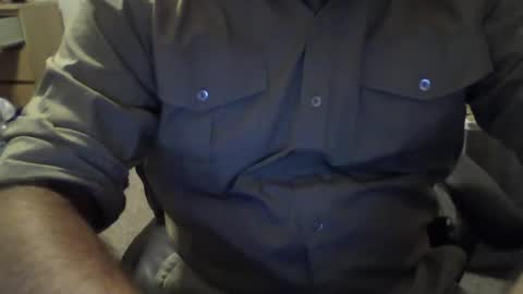 Snapshot of threekuruze chatting on 11/02/25, 07:44 threekuruze online show from 11/02/25, 07:44