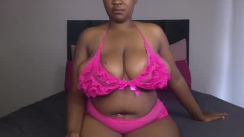 Snapshot of throatgoat2121 chatting on 01/31/25, 06:35 throatgoat2121 online show from 01/31/25, 06:35