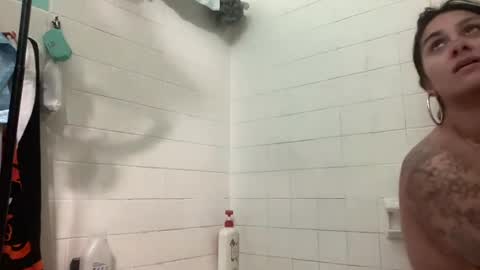 Snapshot of throatygoat chatting on 12/31/24, 08:45 throat goat online show from 12/31/24, 08:45