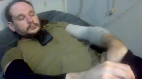 Snapshot of thunder8u42 chatting on 10/13/25, 07:08 thunder8u42 online show from 10/13/25, 07:08