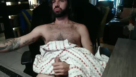 The Italian online show from 11/02/25, 06:10