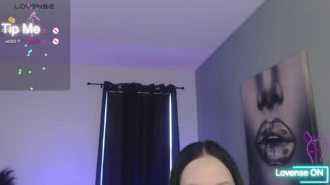 Tia Bella online show from 11/28/25, 09:17