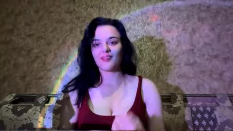 Snapshot of tiameakin chatting on 10/23/25, 07:18 Mary online show from 10/23/25, 07:18