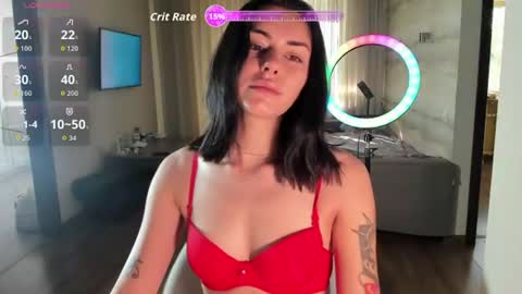 Snapshot of tiamurrr chatting on 06/12/26, 04:11 Tia online show from 06/12/26, 04:11