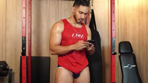 Snapshot of tian_brooks chatting on 02/27/26, 03:39 Tian Brooks online show from 02/27/26, 03:39