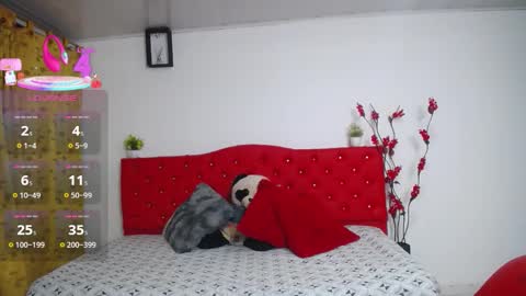 Snapshot of tiana_breeze chatting on 11/30/25, 12:36 tiana_breeze online show from 11/30/25, 12:36