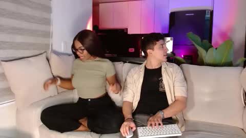 tiana naveen online show from 03/25/26, 02:28