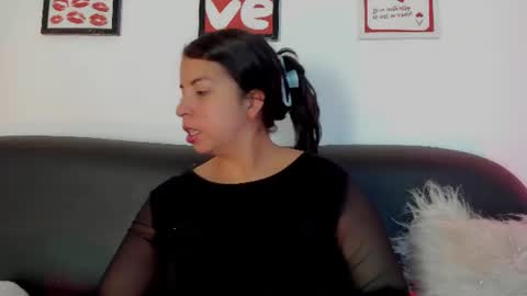 Snapshot of tiana_prince1 chatting on 07/07/26, 05:10 TIANA online show from 07/07/26, 05:10