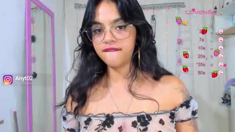 Anny 3 online show from 11/25/25, 04:01