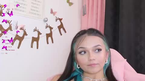 Tiana Le online show from 02/06/25, 07:56