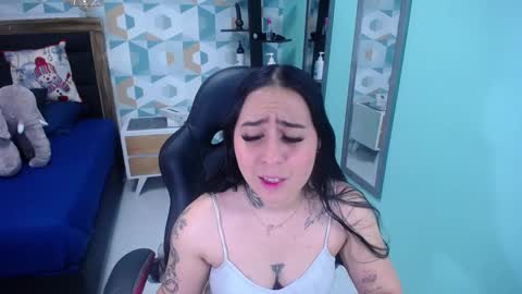 Snapshot of tianapiket chatting on 12/26/24, 11:32 tianapiket online show from 12/26/24, 11:32