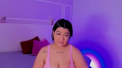 tiannagloww online show from 02/05/26, 07:07