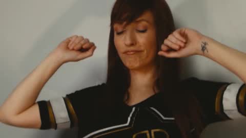 Snapshot of tiannarae chatting on 02/17/25, 03:15 TIANNA online show from 02/17/25, 03:15