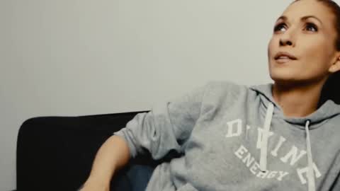 Snapshot of tiannarae chatting on 09/22/25, 01:40 TIANNA online show from 09/22/25, 01:40