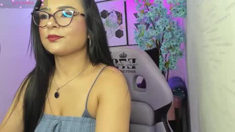 Tiara  online show from 02/01/26, 11:53