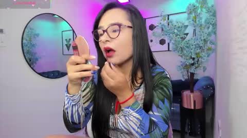 Tiara  online show from 02/27/26, 03:39