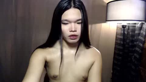 Ms. Tiara online show from 11/23/25, 01:16