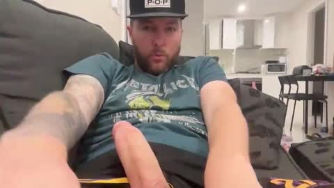 Snapshot of ticalsparks chatting on 09/29/25, 11:26 ticalsparks online show from 09/29/25, 11:26