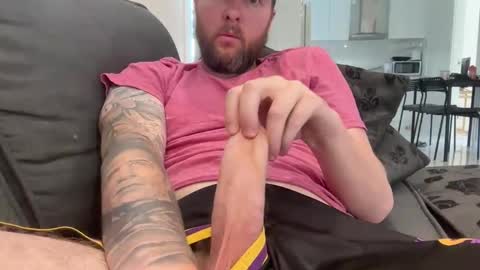 Snapshot of ticalsparks chatting on 10/23/25, 03:39 ticalsparks online show from 10/23/25, 03:39