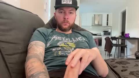 Snapshot of ticalsparks chatting on 10/30/25, 03:30 ticalsparks online show from 10/30/25, 03:30