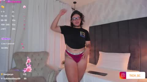 Snapshot of tich__ chatting on 12/06/24, 10:16 TICH online show from 12/06/24, 10:16