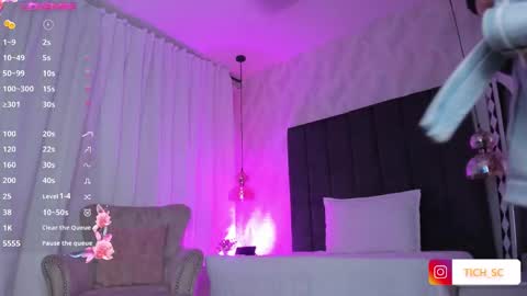 Snapshot of tich__ chatting on 12/09/24, 04:01 TICH online show from 12/09/24, 04:01