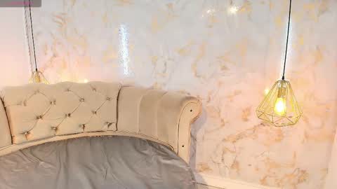 Snapshot of tifanibrown chatting on 02/14/26, 12:13 Tifani brown online show from 02/14/26, 12:13