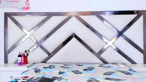 Snapshot of tifanibrown chatting on 02/27/26, 12:38 Tifani brown online show from 02/27/26, 12:38