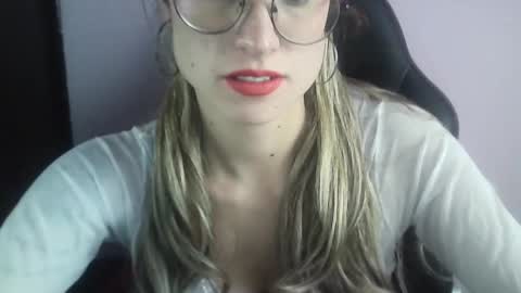 Tifanny online show from 03/09/25, 03:27
