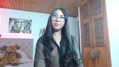 Snapshot of tifanny_squirt chatting on 10/09/25, 03:15 Tifanny online show from 10/09/25, 03:15