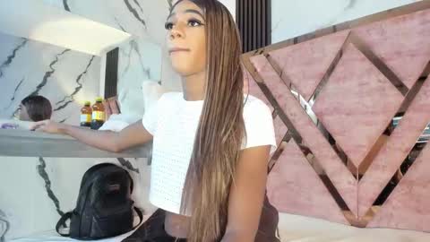 Tifanny online show from 02/22/26, 05:33