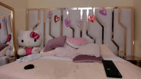    online show from 02/10/25, 09:47